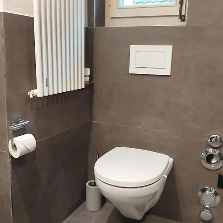 Kleines Beim Zytglogge Apartment